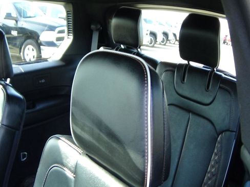 Certified 2024 Jeep Grand Cherokee L Summit w/ Luxury Tech Group V image 15