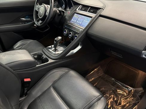 Used 2018 Jaguar E-PACE S AWD/4WD image 36
