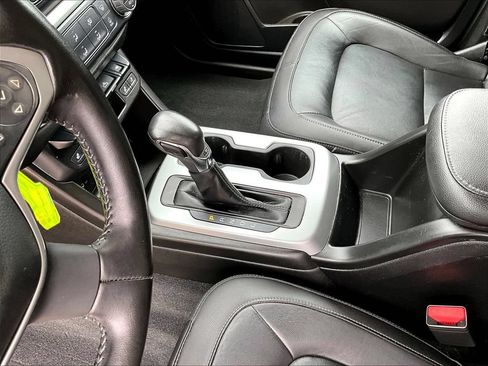 Used 2022 Chevrolet Colorado LT w/ Luxury Package AWD/4WD image 20