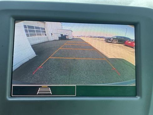 Used 2024 Chevrolet Equinox LS w/ LS Convenience Package image 2