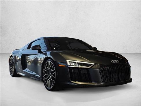 Used 2018 Audi R8 V10 plus image 3