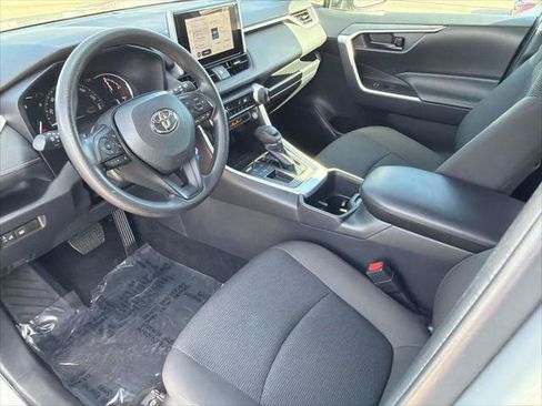Certified 2025 Toyota RAV4 LE FWD image 10