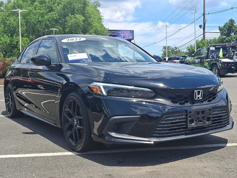 Used 2022 Honda Civic Sport image 2
