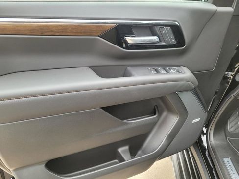 New 2026 Chevrolet Tahoe High Country w/ Sun And Tow Package image 15