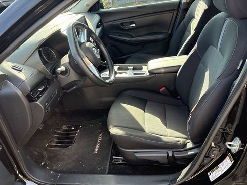 Used 2022 Nissan Sentra SV w/ Trunk Package FWD image 7