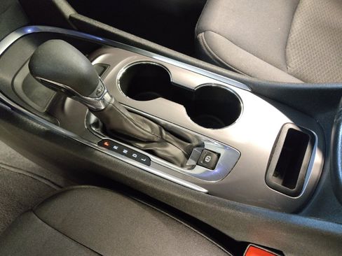 Used 2022 Chevrolet Malibu LT FWD image 26