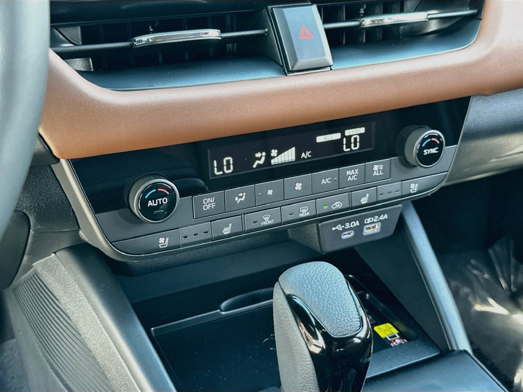 New 2026 Subaru Outback Touring AWD/4WD image 16