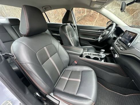 Used 2023 Nissan Altima 2.5 SR image 28