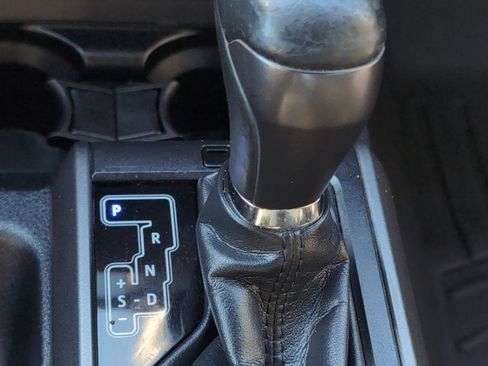 Certified 2019 Toyota Tacoma TRD Sport image 26