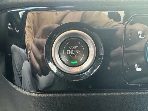 Used 2023 Chevrolet Silverado 1500 LT image 25