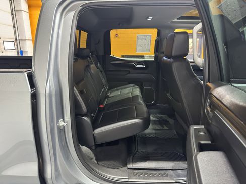 Used 2025 Chevrolet Silverado 1500 RST w/ Convenience Package II AWD/4WD image 22