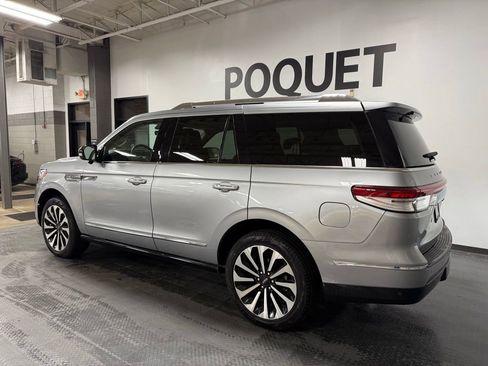 Used 2024 Lincoln Navigator Reserve AWD/4WD image 6