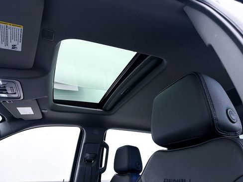 Used 2024 GMC Sierra 1500 Denali w/ Denali Reserve Package image 4