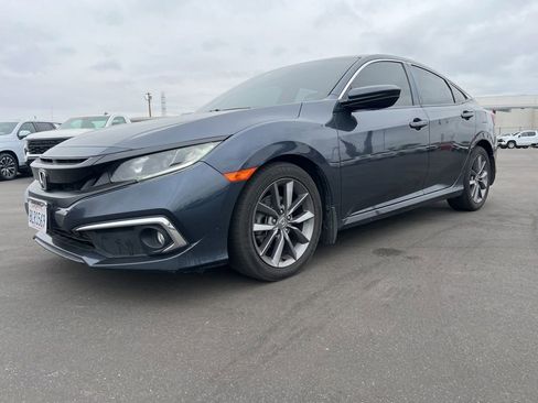 Used 2019 Honda Civic EX image 3