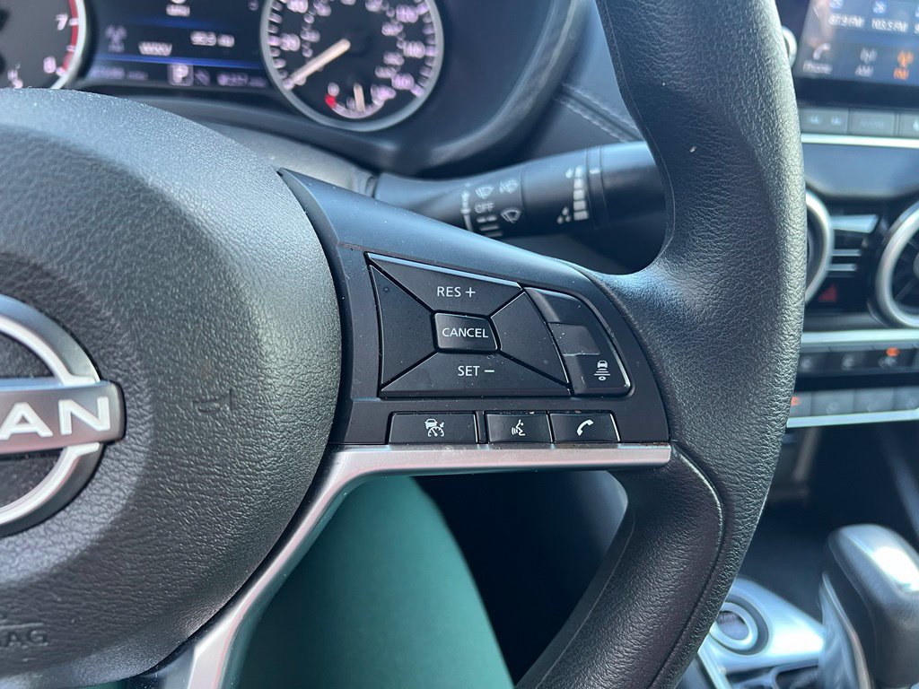 Used 2025 Nissan Sentra SV FWD image 15