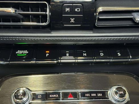 Certified 2023 Lincoln Nautilus Reserve w/ Monochromatic Package image 13