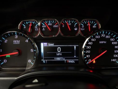 Used 2018 Chevrolet Silverado 1500 LT w/ All Star Edition image 16