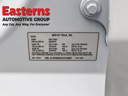 Used 2020 Tesla Model Y Long Range image 31