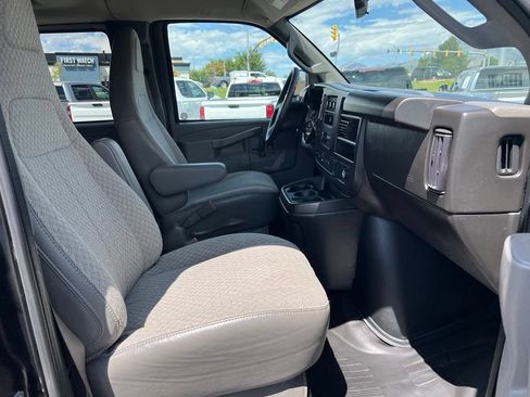 Used 2025 Chevrolet Express 3500 LS RWD image 15