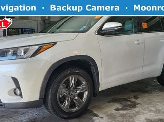 Used 2017 Toyota Highlander Limited Platinum video 1