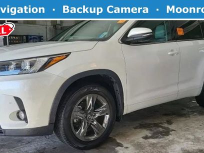 Used 2017 Toyota Highlander Limited Platinum