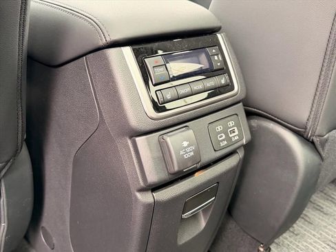 New 2026 Subaru Ascent Bronze Edition AWD/4WD image 13