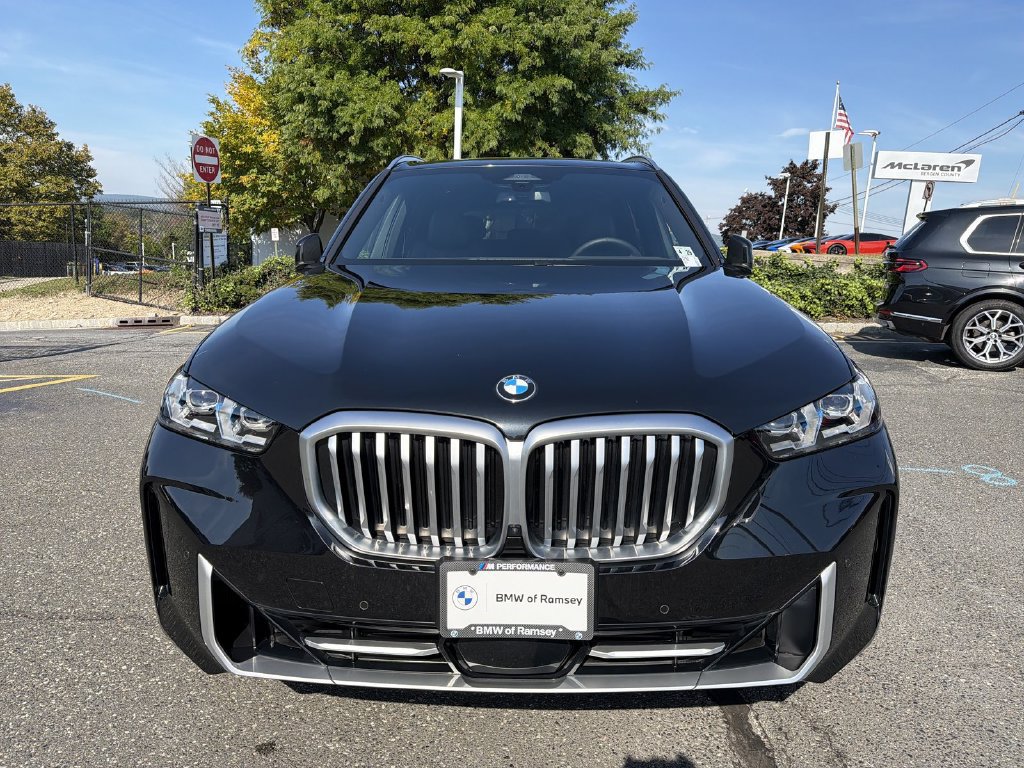 Used 2024 BMW X5 xDrive40i w/ Premium Package AWD/4WD image 14