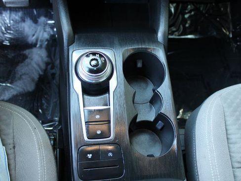 Used 2021 Ford Escape SE w/ Cold Weather Package image 20