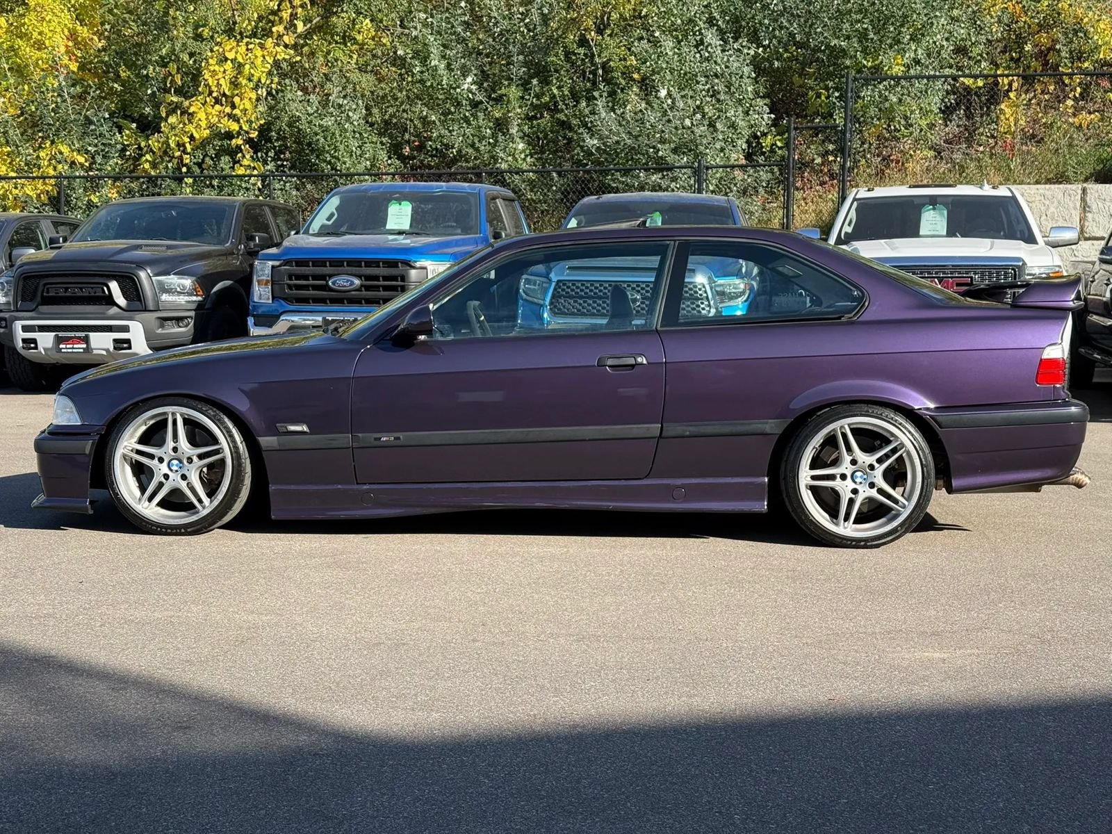Used 1995 BMW M3 Coupe RWD image 2