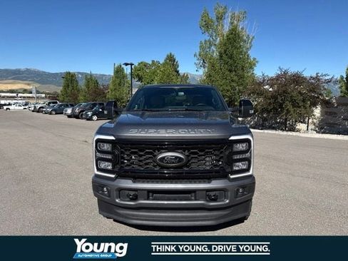 Used 2025 Ford F350 Lariat w/ Black Appearance Package AWD/4WD image 18