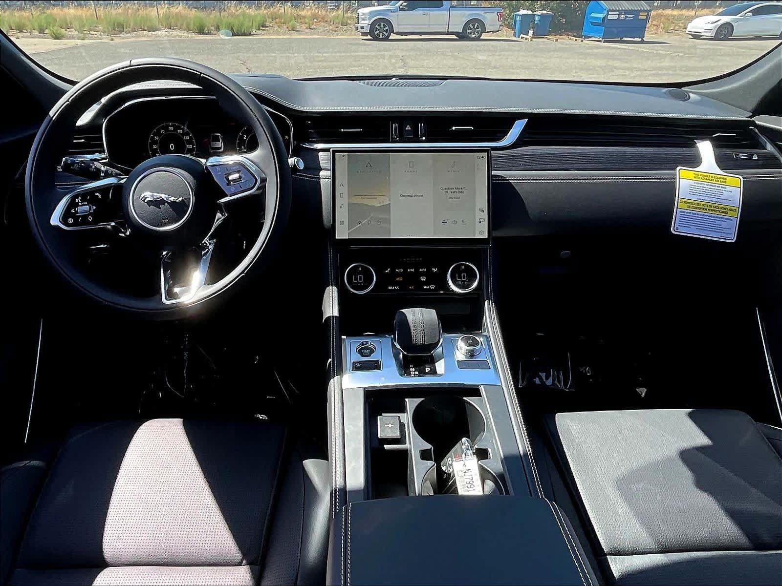 New 2026 Jaguar F-PACE R-Dynamic S AWD/4WD image 4