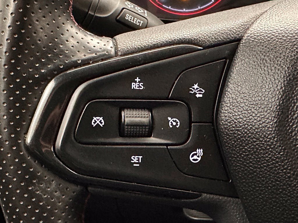 Used 2024 Chevrolet Trax RS w/ Driver Confidence Package FWD image 9