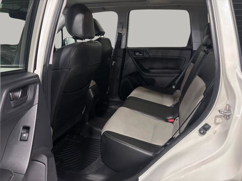Used 2015 Subaru Forester 2.5i Premium w/ All-Weather Package AWD/4WD image 11