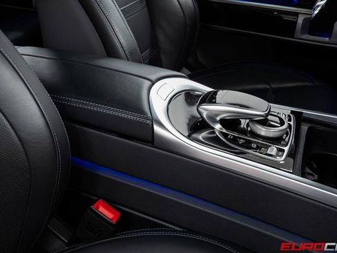 Used 2022 Mercedes-Benz G 63 AMG 4MATIC w/ G Manufaktur Interior Package image 31