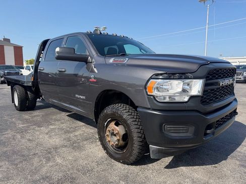 Used 2022 RAM 3500 Tradesman AWD/4WD image 3