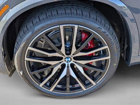 New 2026 BMW X5 xDrive40i w/ M Sport Package image 9