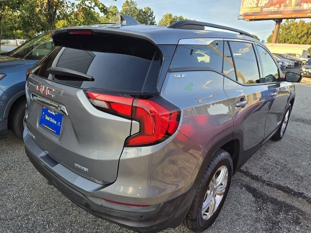Used 2020 GMC Terrain SLE w/ Driver Convenience Package AWD/4WD image 6
