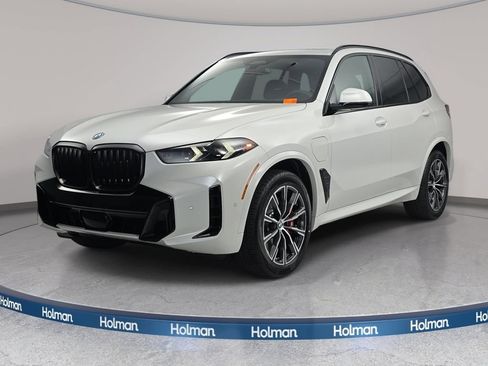 New 2026 BMW X5 xDrive50e w/ M Sport Package AWD/4WD image 1