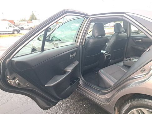 Used 2017 Toyota Camry XSE image 12