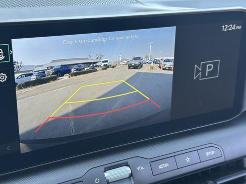 Used 2025 Kia K4 LXS image 18