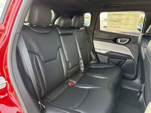 New 2026 Jeep Compass Limited w/ Sun, Sound & Navigation Group AWD/4WD image 25