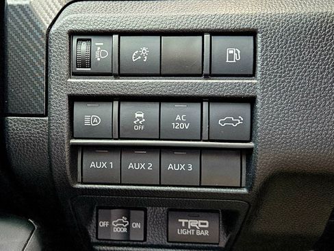 Used 2024 Toyota Tacoma TRD Pro AWD/4WD image 38