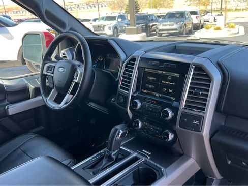 Used 2015 Ford F150 Lariat w/ Equipment Group 501A Mid AWD/4WD image 20