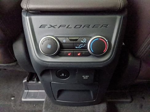 New 2025 Ford Explorer Platinum w/ Ultimate Package image 19