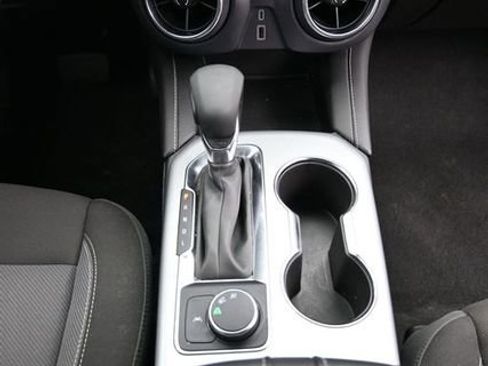 Used 2025 Chevrolet Blazer LT FWD image 15