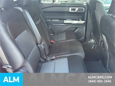 Used 2024 Ford Explorer XLT RWD image 20