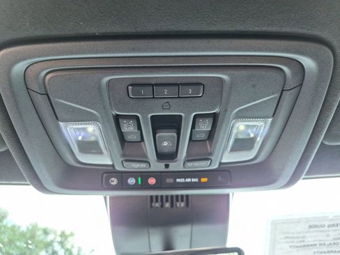 Used 2022 GMC Sierra 1500 AT4X AWD/4WD image 39
