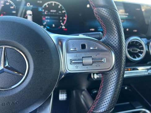 Used 2023 Mercedes-Benz GLA 35 AMG 4MATIC image 19