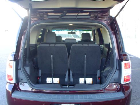 Used 2018 Ford Flex SEL w/ Equipment Group 202A AWD/4WD image 12