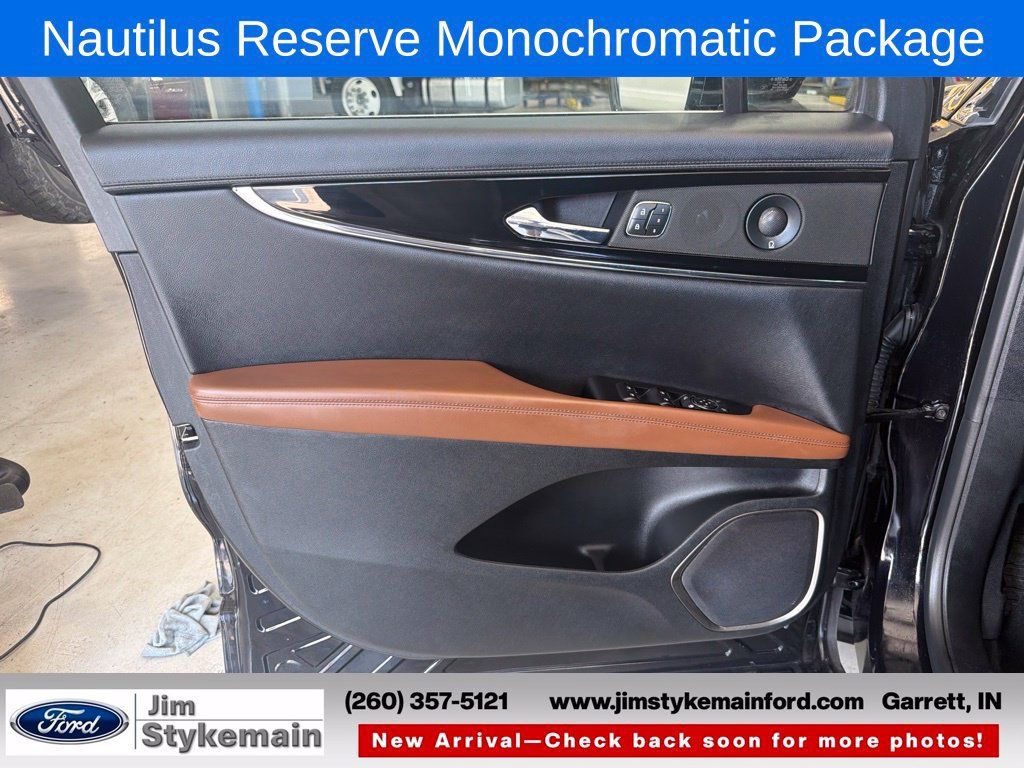 Used 2023 Lincoln Nautilus Reserve w/ Equipment Group 201A AWD/4WD image 13